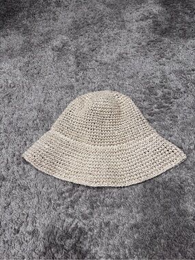 H&M Neutral Beige Crochet Bucket Hat